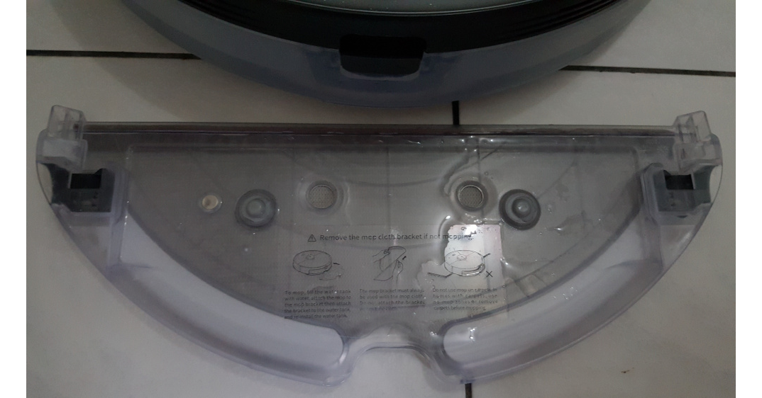 My Roborock S5 Max is leaking water when mopping Roborock forum